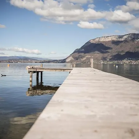 Venez Chez Vous Les Pieds Dans L'eau 塞夫里耶